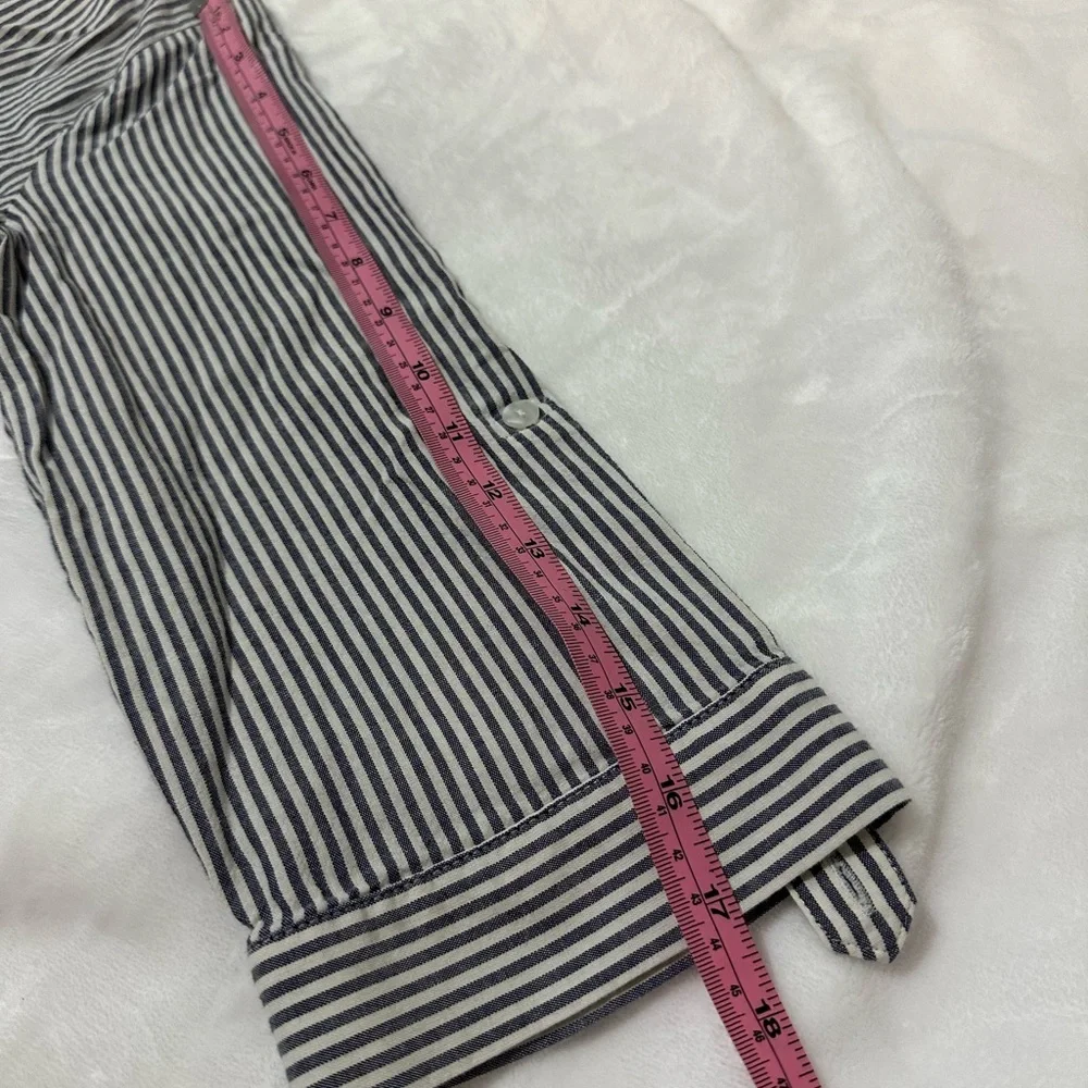 Blue and White Striped Button Down women’s‎ Shirt Size M